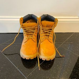 Women Steel toe timberland Pro size 10 almost new